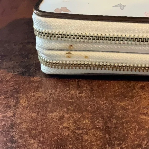 NWT Brentano Double Zippy Wristlet Wallet Dog In a Wagon - Picture 3 of 10